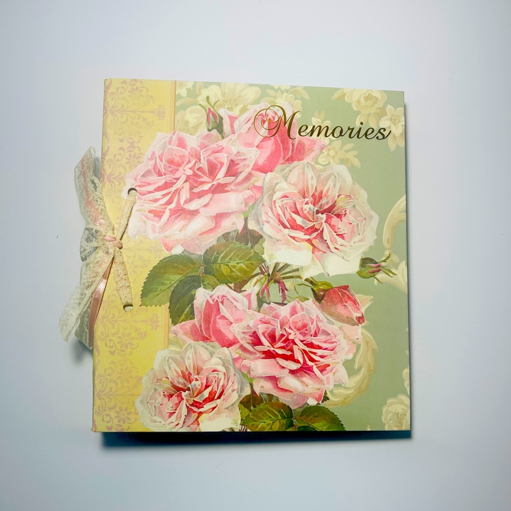 🌸 Vintage Floral Photo Album Memory Book – Victorian Roses Design, Lace Ribbon